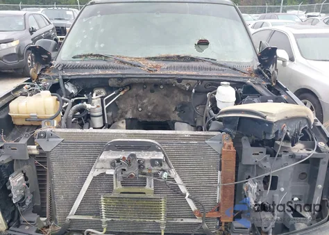 2006 Cadillac Escalade Standard from USA, damaged, VIN 1GYEC63N76R109948